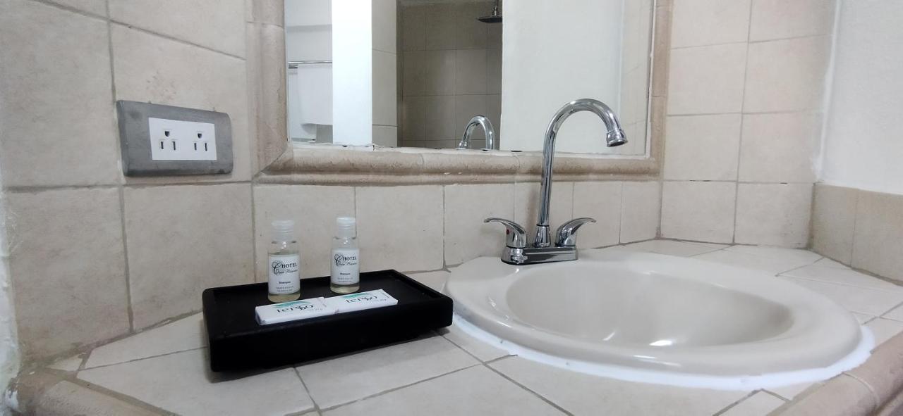 Hotel Casa Blanca Heroica Caborca Екстериор снимка